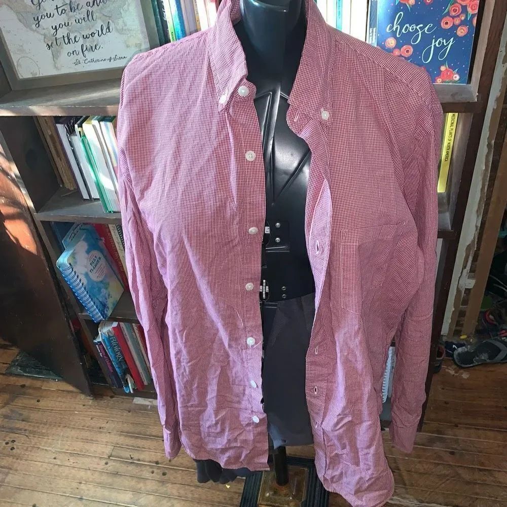 JβCrew red check button down business casual Lβshirt
